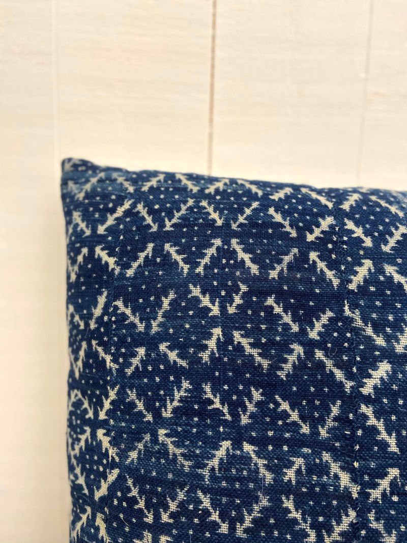 Housse-coussin-bogolan-mali-Afrique-Maroc-coton-fermeture éclair-camel-pois-artisanat-femme-indigo-batique
