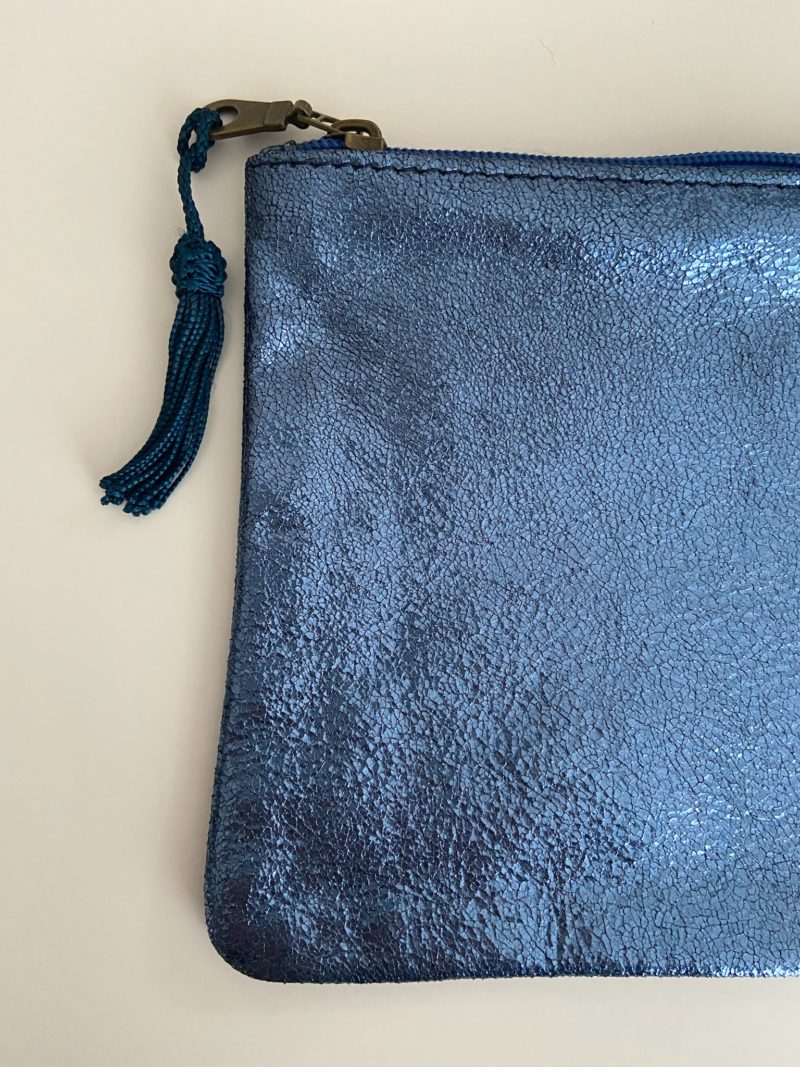 sac-cuir-pochette-marrakech-maroc-choufchouf-rangements-maquillage-fermeture-pompon-trousse-artisanat-couleur-cadeau